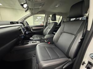 Toyota Hilux 2.8GD-6 double cab Raider auto - Image 7
