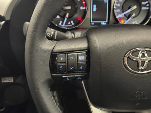 Toyota Hilux 2.8GD-6 double cab Raider auto - Image 9