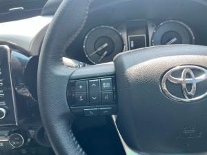 Toyota Hilux 2.8GD-6 double cab 4x4 Raider auto - Image 9