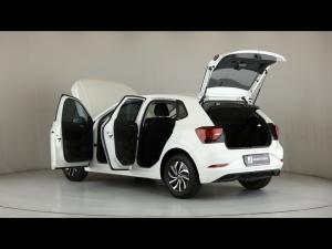 Volkswagen Polo hatch 1.0TSI - Image 12