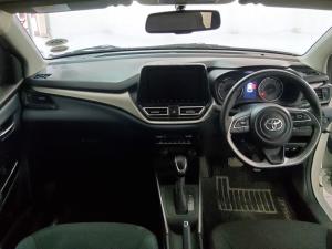 Toyota Starlet 1.5 XR auto - Image 6