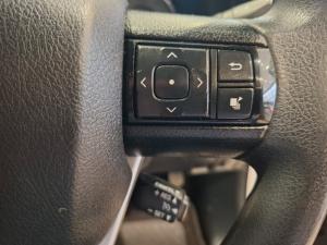Toyota Hilux 2.4 GD-6 Raider 4X4 automaticD/C - Image 10