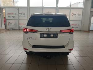 Toyota Fortuner 2.4GD-6 Raised Body automatic - Image 5