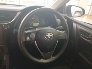 Toyota Corolla Quest Plus 1.8 CVT - Image 8