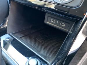 Volkswagen T-CROSS 1.0 TSI Life DSG - Image 11