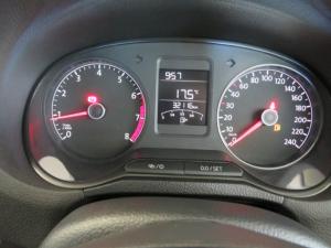 Volkswagen Polo Vivo 1.4 Trendline - Image 15