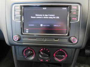 Volkswagen Polo Vivo 1.4 Trendline - Image 16