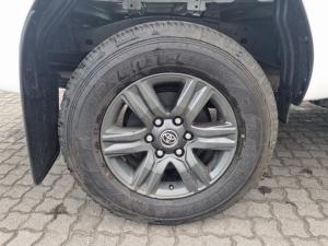 Toyota Hilux 2.4 GD-6 RB Raider automaticS/C - Image 19