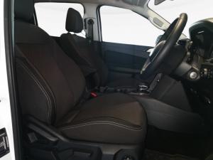 Volkswagen Amarok 2.0BiTDI double cab Life 4Motion - Image 12