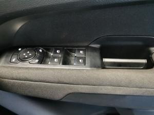 Volkswagen Amarok 2.0BiTDI double cab Life 4Motion - Image 24