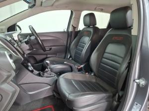 Chevrolet Sonic hatch 1.4T RS - Image 7