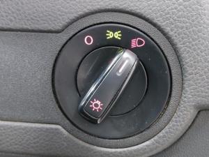 Volkswagen Polo Vivo hatch 1.4 Trendline - Image 11