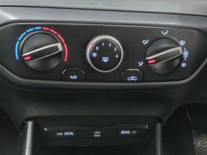 Hyundai i20 1.2 Motion - Image 9