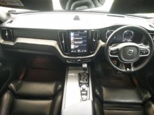 Volvo XC60 D5 AWD R-Design - Image 4