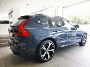 Volvo XC60 B5 AWD Ultimate Dark - Image 7