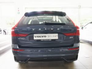 Volvo XC60 B5 AWD Ultimate Dark - Image 8