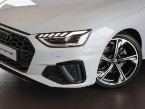 Audi A4 35TFSI Black Edition - Image 2