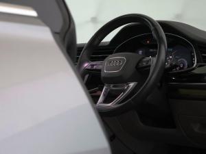 Audi Q8 55TFSI quattro - Image 16