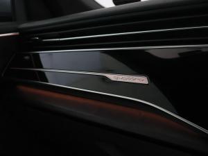 Audi Q8 55TFSI quattro - Image 20