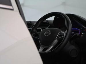 Nissan Magnite 1.0 Turbo Acenta Plus auto - Image 16