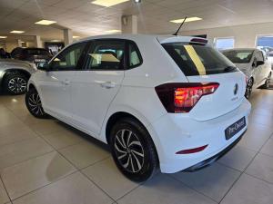 Volkswagen Polo hatch 1.0TSI Life auto - Image 9