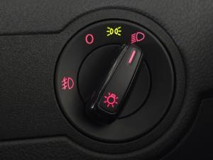 Volkswagen Polo Vivo hatch 1.4 Comfortline - Image 15
