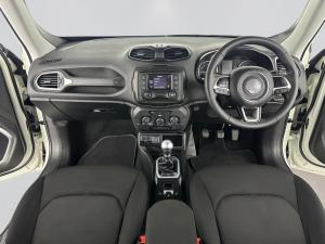 Jeep Renegade 1.4TJET Sport - Image 10