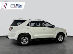 Toyota Fortuner 3.0D-4D Raised Body automatic - Image 3
