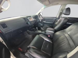 Toyota Fortuner 3.0D-4D Raised Body automatic - Image 3