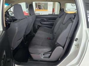 Toyota Rumion 1.5 S - Image 12