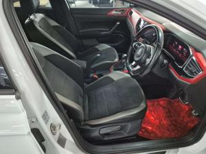 Volkswagen Polo 2.0 GTI DSG - Image 12