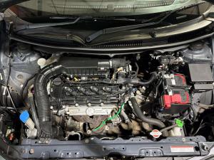 Suzuki Baleno 1.5 GL - Image 17