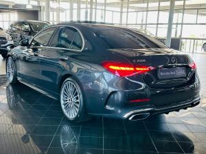Mercedes-Benz C-Class C200 Avantgarde - Image 10