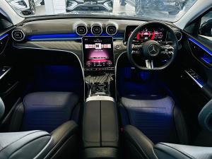 Mercedes-Benz C-Class C200 Avantgarde - Image 4