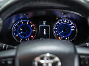 Toyota Hilux 2.8GD-6 double cab 4x4 Raider auto - Image 24