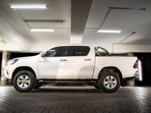 Toyota Hilux 2.8GD-6 double cab 4x4 Raider auto - Image 2