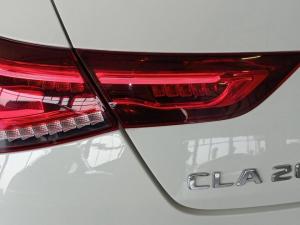 Mercedes-Benz CLA CLA200 Progressive - Image 20
