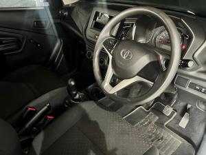 Toyota Vitz 1.0 - Image 6