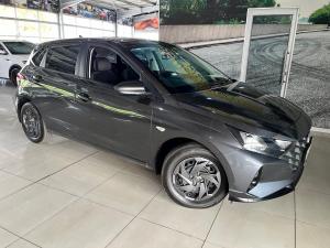 Hyundai i20 1.4 Motion auto - Image 1
