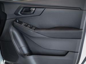 Isuzu D-Max 1.9TD double cab L auto - Image 12