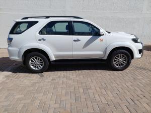 Toyota Fortuner 2.5D-4D - Image 3