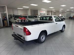 Toyota Hilux 2.4GD S (aircon) - Image 2