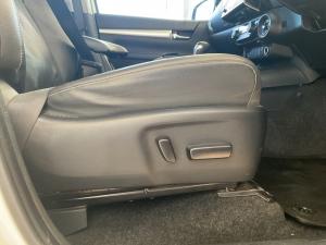 Toyota Hilux 2.8GD-6 double cab 4x4 Raider auto - Image 19