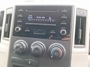 Toyota Quantum 2.8 SLWB panel van - Image 14