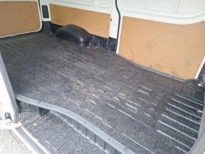 Toyota Quantum 2.8 SLWB panel van - Image 18