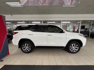 Toyota Fortuner 2.8GD-6 auto - Image 3