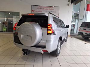 Toyota Land Cruiser Prado 2.8GD VX - Image 2