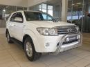 Thumbnail Toyota Fortuner 3.0D-4D