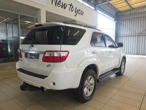 Toyota Fortuner 3.0D-4D - Image 2