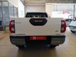 Toyota Hilux 2.8GD-6 Xtra cab 4x4 Legend manual - Image 5